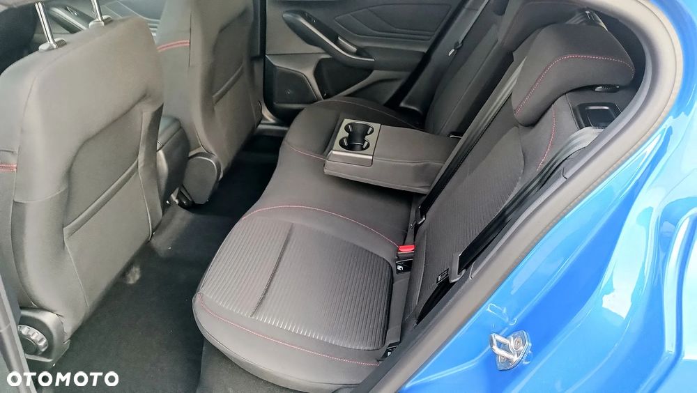 Ford Focus 1.0 EcoBoost mHEV ST-Line X - 30