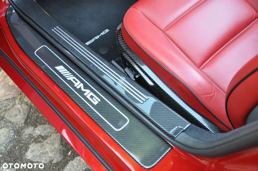 Mercedes-Benz SLS - 16