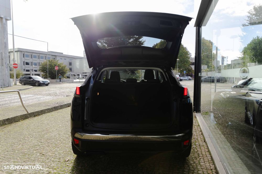 Peugeot 3008 1.2 PureTech Allure EAT8 - 18