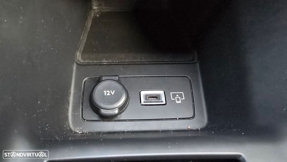 Peugeot 408 1.6 Hybrid GT e-EAT8 - 53