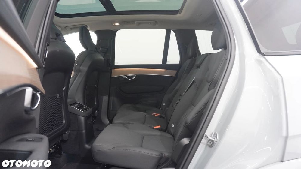 Volvo XC 90 T8 AWD Recharge Plus Dark - 40