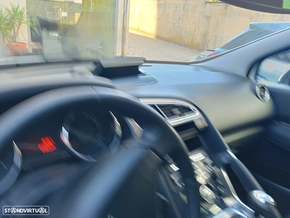 Peugeot 3008 1.6 HDi Allure - 23