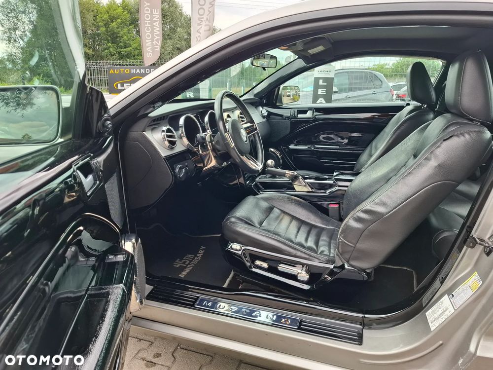 Ford Mustang - 20