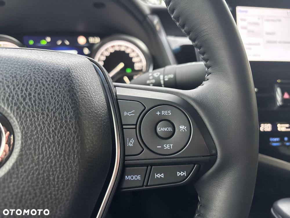 Toyota Camry 2.5 Hybrid Comfort CVT - 23