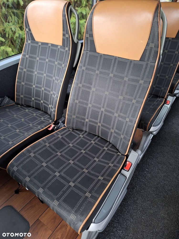Mercedes-Benz Tourismo - 15