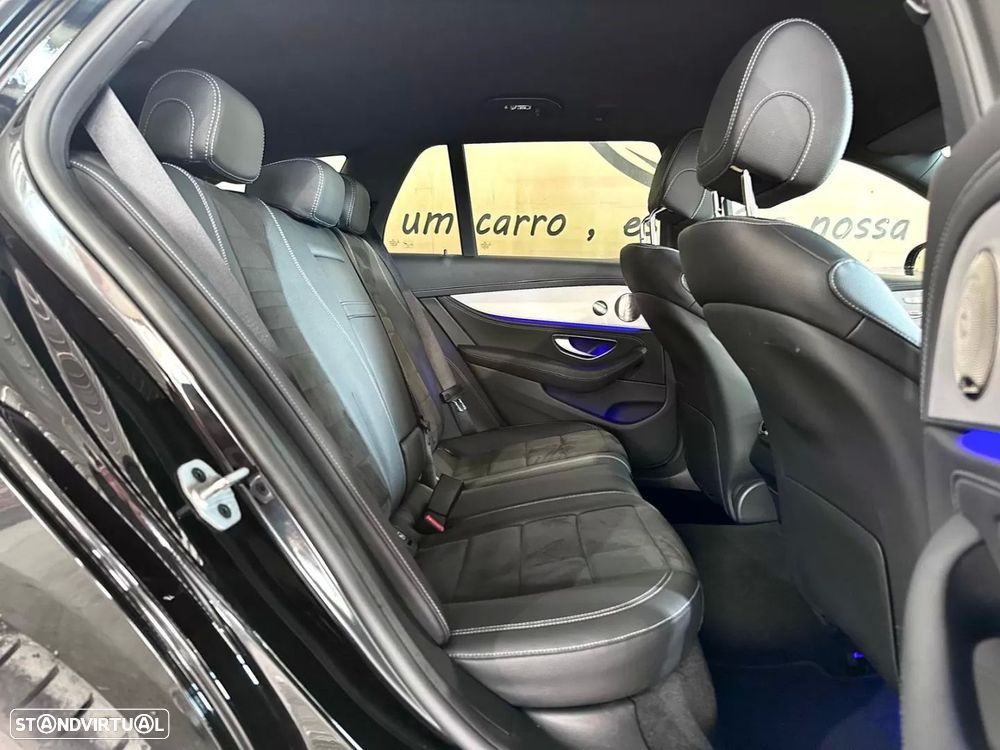 Mercedes-Benz E 300 de 4Matic 9G-TRONIC AMG Line - 18