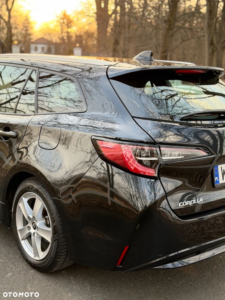 Toyota Corolla - 11