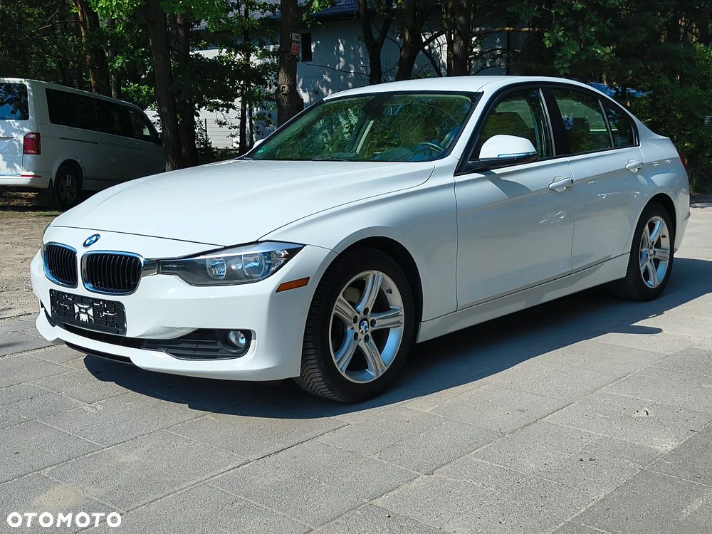BMW Seria 3 320i Sport-Aut Luxury Line - 12