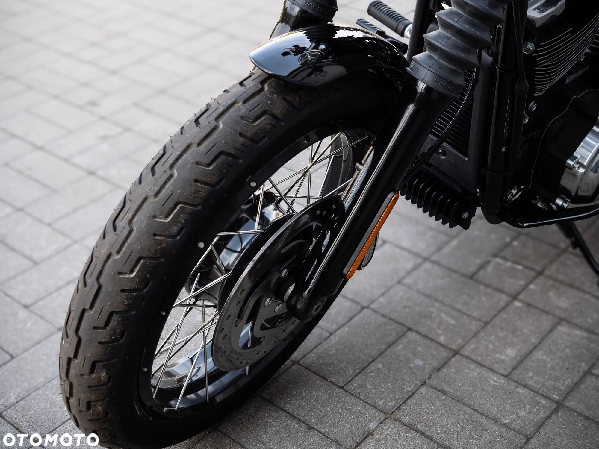 Harley-Davidson Softail Street Bob - 19