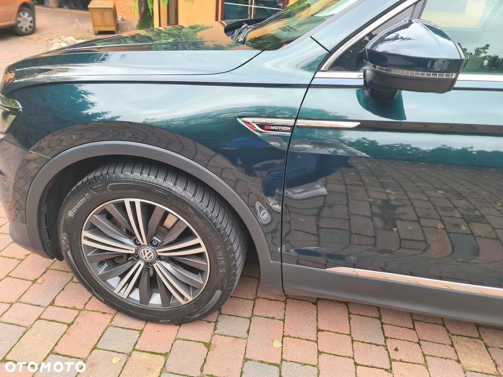 Volkswagen Tiguan Allspace 2.0 TSI 4Mot Highline DSG - 9