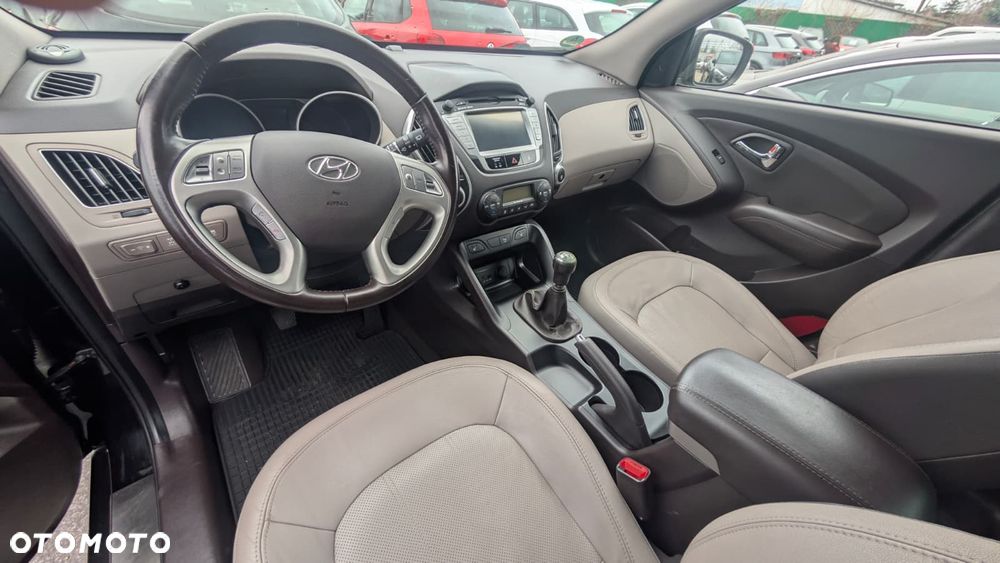Hyundai ix35 2.0 4WD Premium - 6