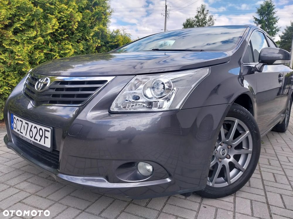 Toyota Avensis 2.0 Executive - 28