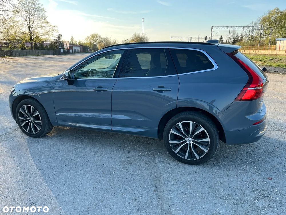 Volvo XC 60 B5 B Geartronic Momentum Pro - 4