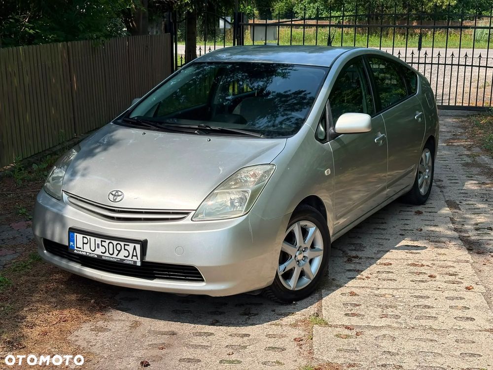 Toyota Prius - 11