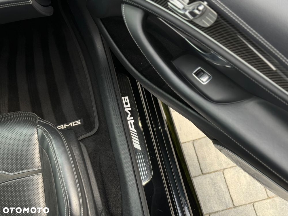 Mercedes-Benz AMG GT 53 4Matic+ Coupe Speedshift TCT 9G - 36