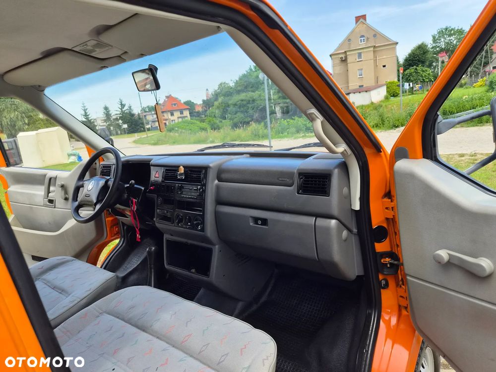 Volkswagen Transporter T4 1.9TD Skrzyniowy 3m x 1.9m Paka Pritsche - 9