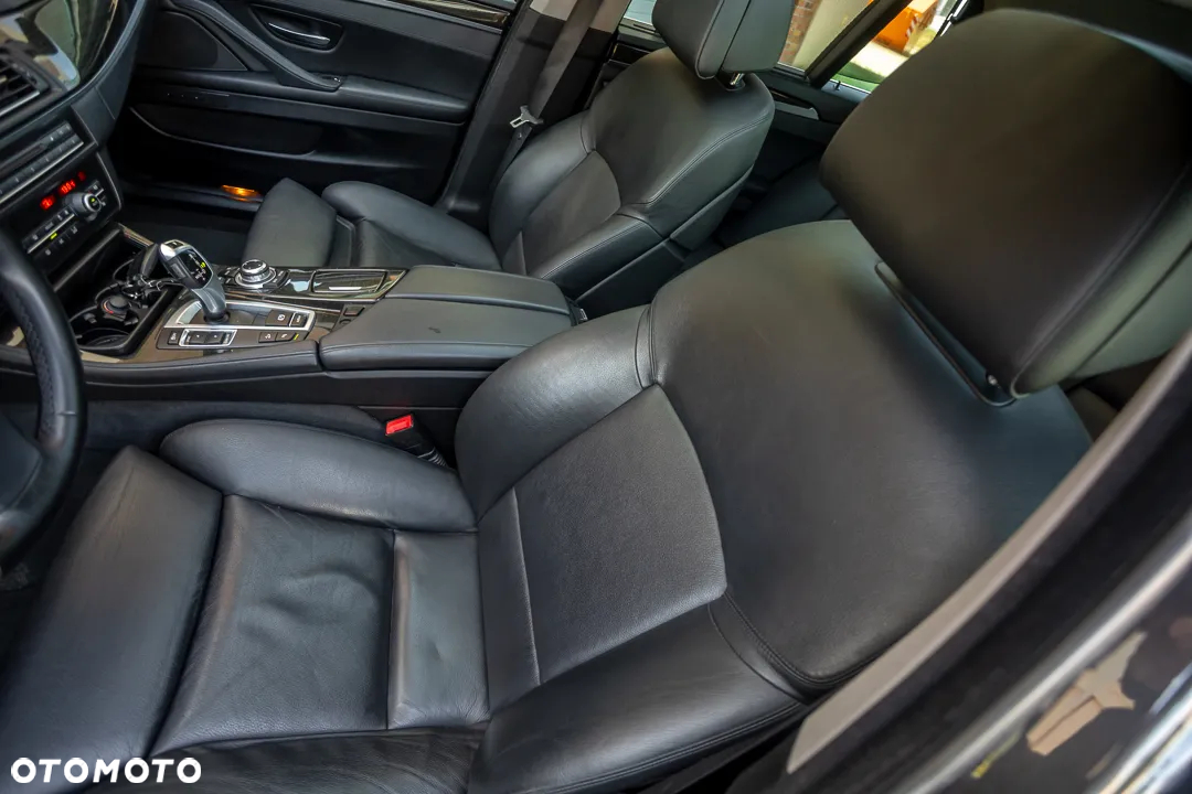 BMW Seria 5 530d xDrive - 18