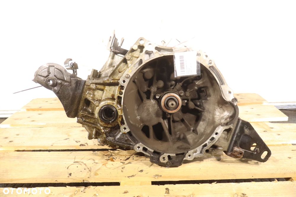 SKRZYNIA BIEGÓW 5 BIEGOWA TOYOTA AURIS II LIFT 1.6 31115-05031 - 1