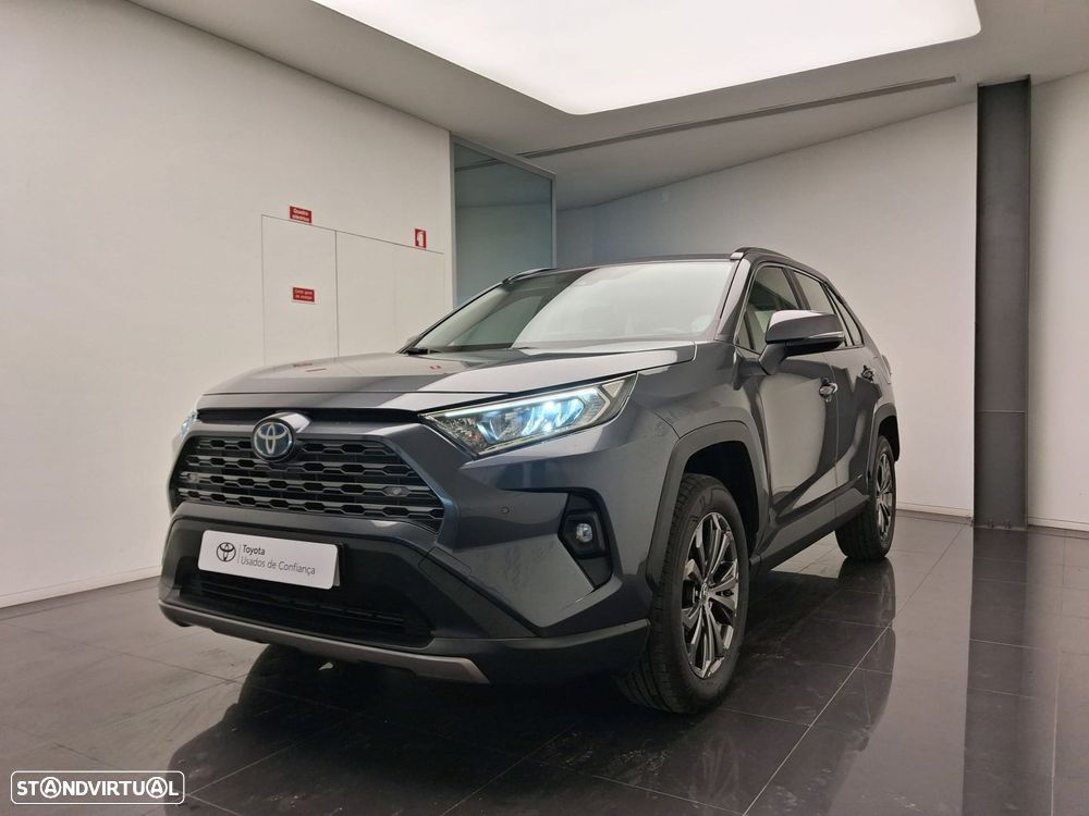 Toyota RAV4 - 1
