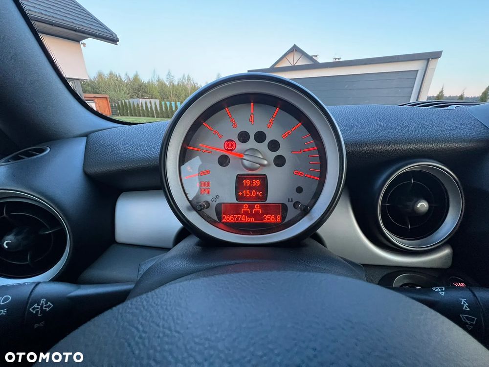 MINI Cooper Standard - 8