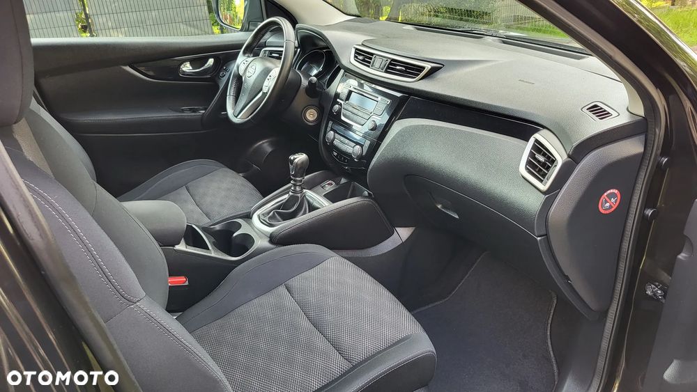 Nissan Qashqai 1.2 DIG-T N-Connecta - 23