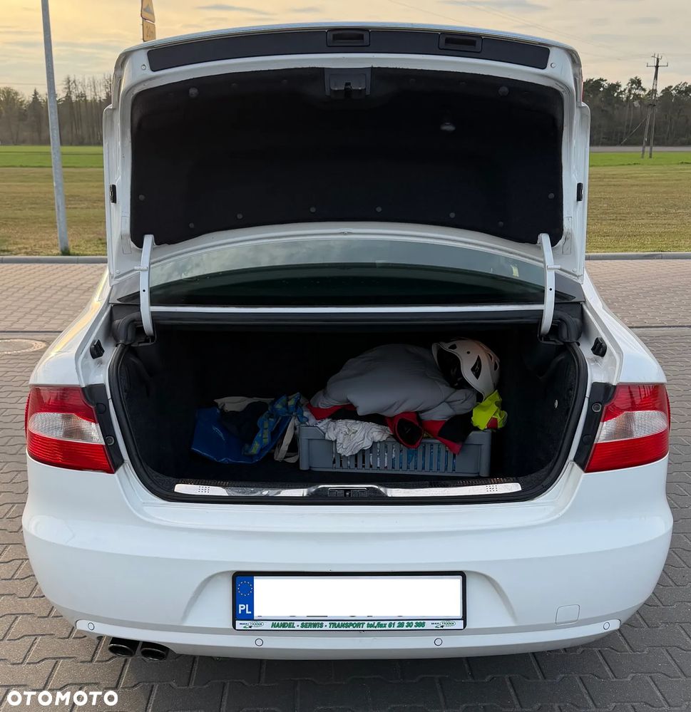 Skoda Superb 2.0 TDI 4x4 Elegance - 5