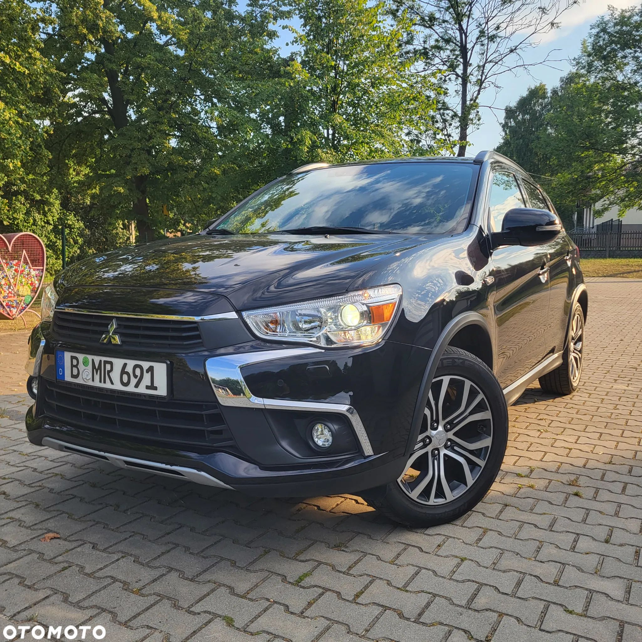 Mitsubishi ASX 1.6 2WD Diamant Edition+ - 1