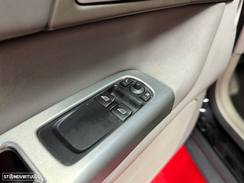 Volvo C30 1.6 D Drive Momentum - 17