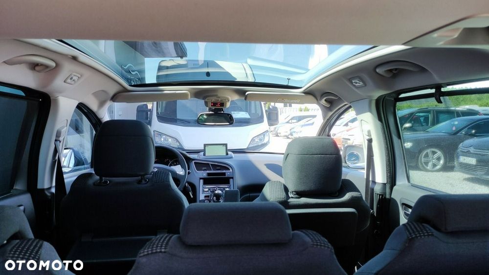 Peugeot 5008 - 2