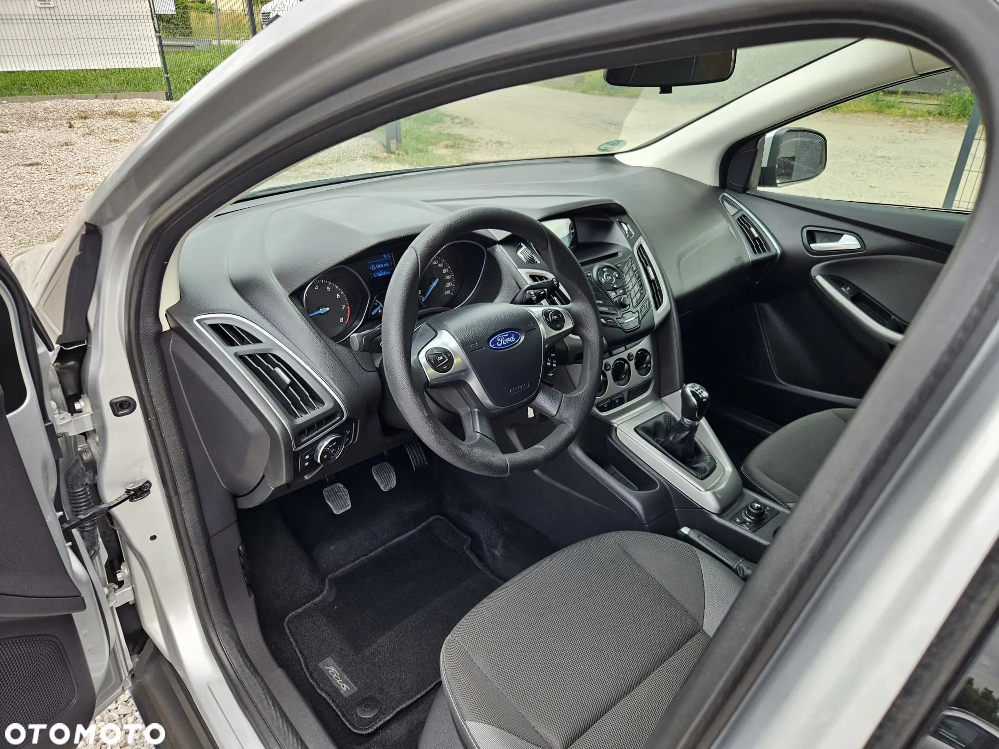 Ford Focus 1.6 Gold X (Trend) - 22