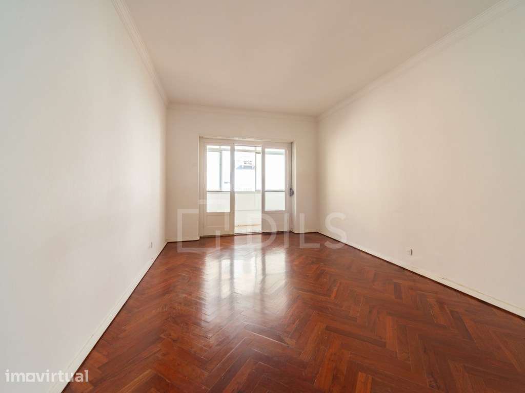 Apartamento T2, bem conservado, Rua Luciano Cordeiro, Lisboa - Grande imagem: 5/28