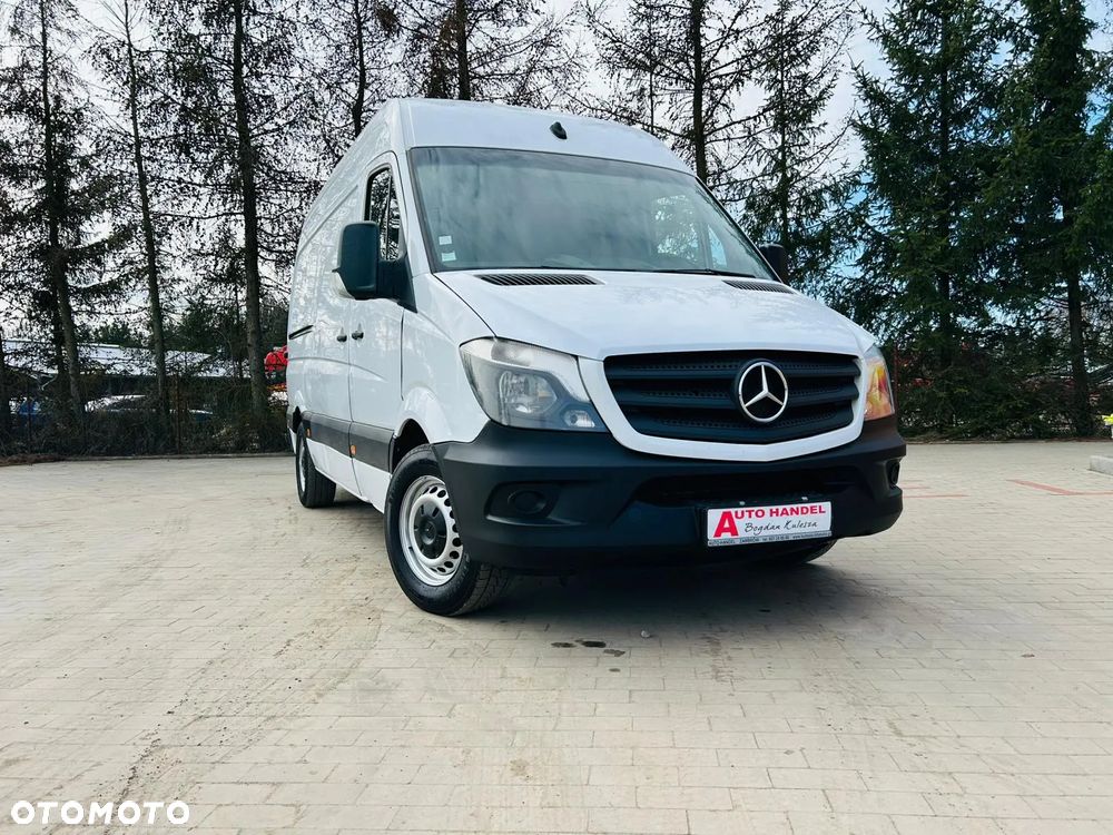 Mercedes-Benz Sprinter - 2