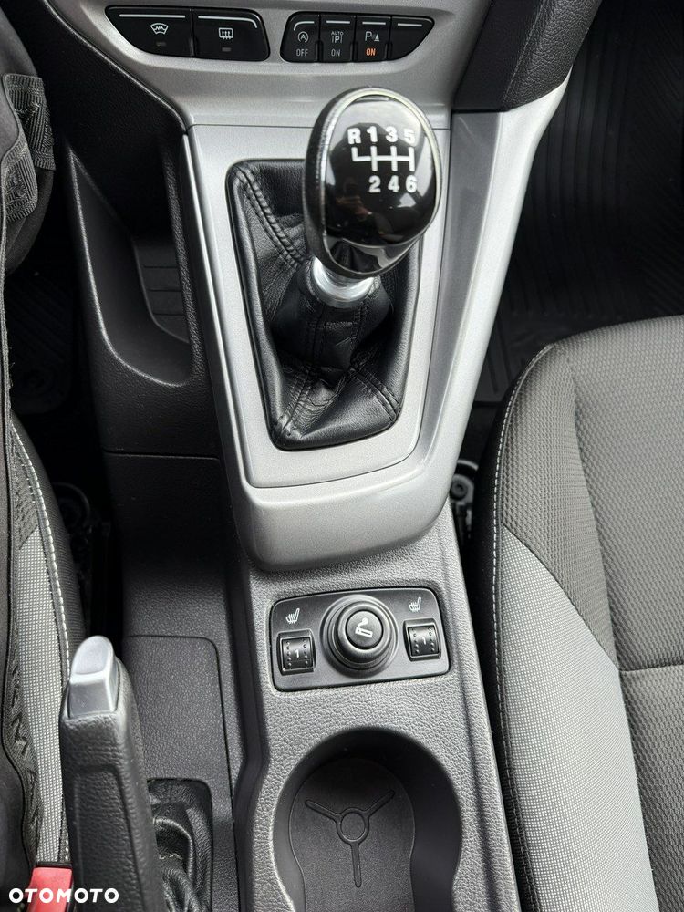 Ford Focus - 17