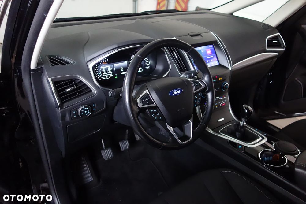 Ford S-Max 2.0 EcoBlue Titanium - 19