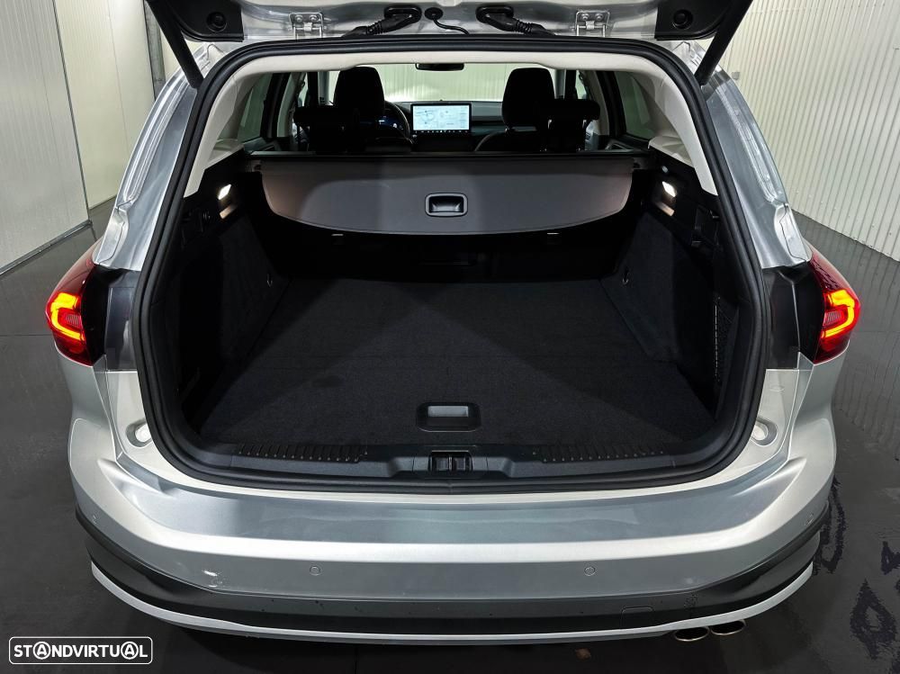 Ford Focus 1.0 EcoBoost Hybrid Aut. ACTIVE X - 38
