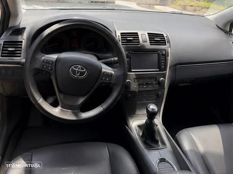 Toyota Avensis SW 2.0 D-4D Exclusive +Pele+GPS - 8