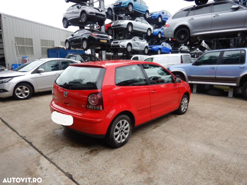Far dreapta Volkswagen Polo 9N 2008 Hatchback 1.4 i - 8