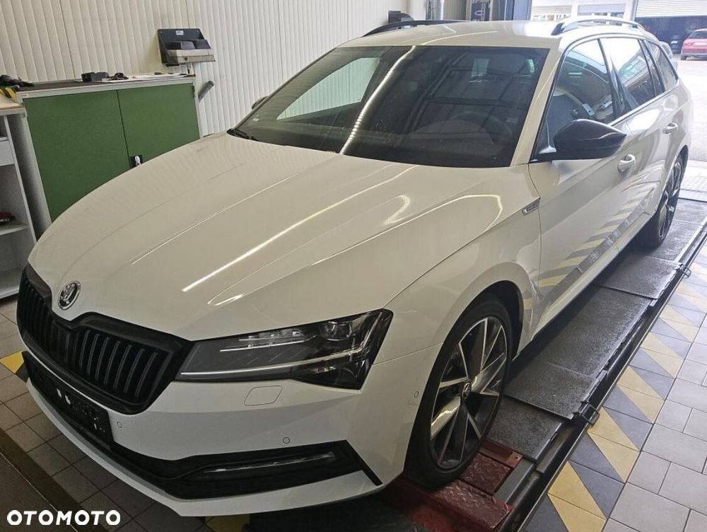Skoda Superb 2.0 TDI SCR 4x4 Sportline DSG - 1