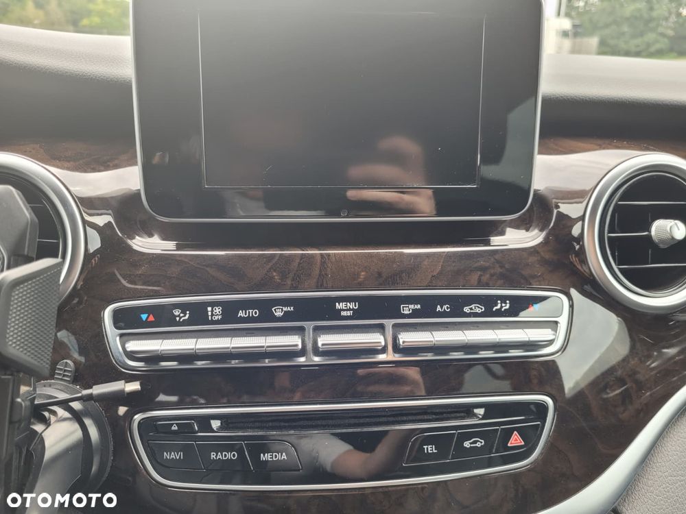 Mercedes-Benz Klasa V 250 d 4-Matic Avantgarde 7G-Tronic (d³ugi) - 17