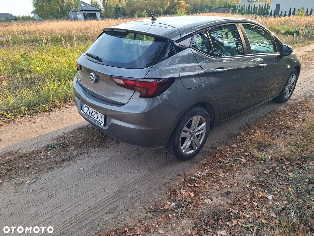 Opel Astra 2019 photo 4