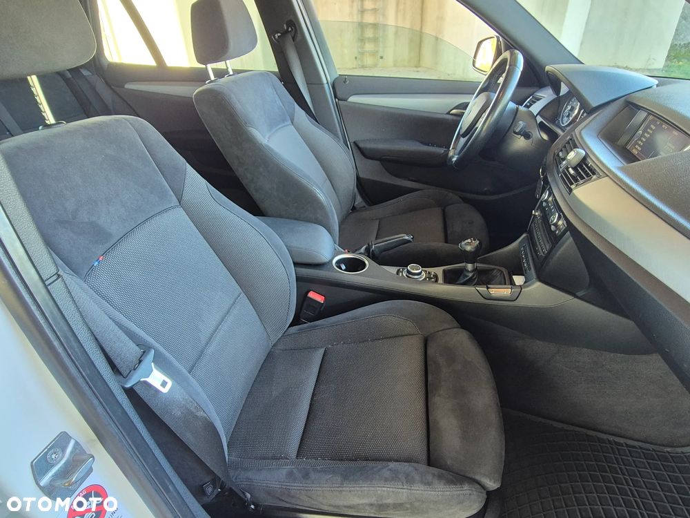 BMW X1 - 26