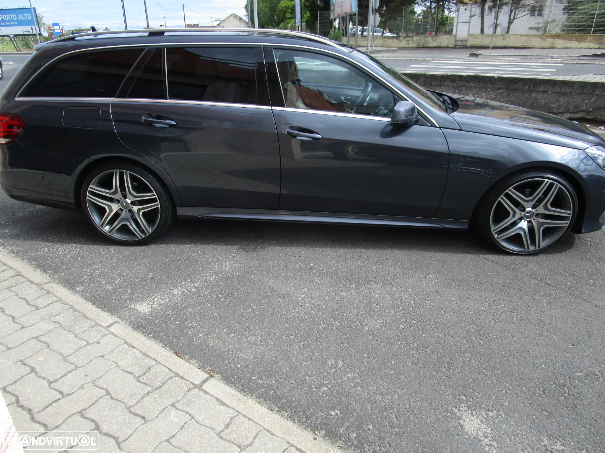 Mercedes-Benz E 300 Bluetec Hybrid Avantgarde - 5
