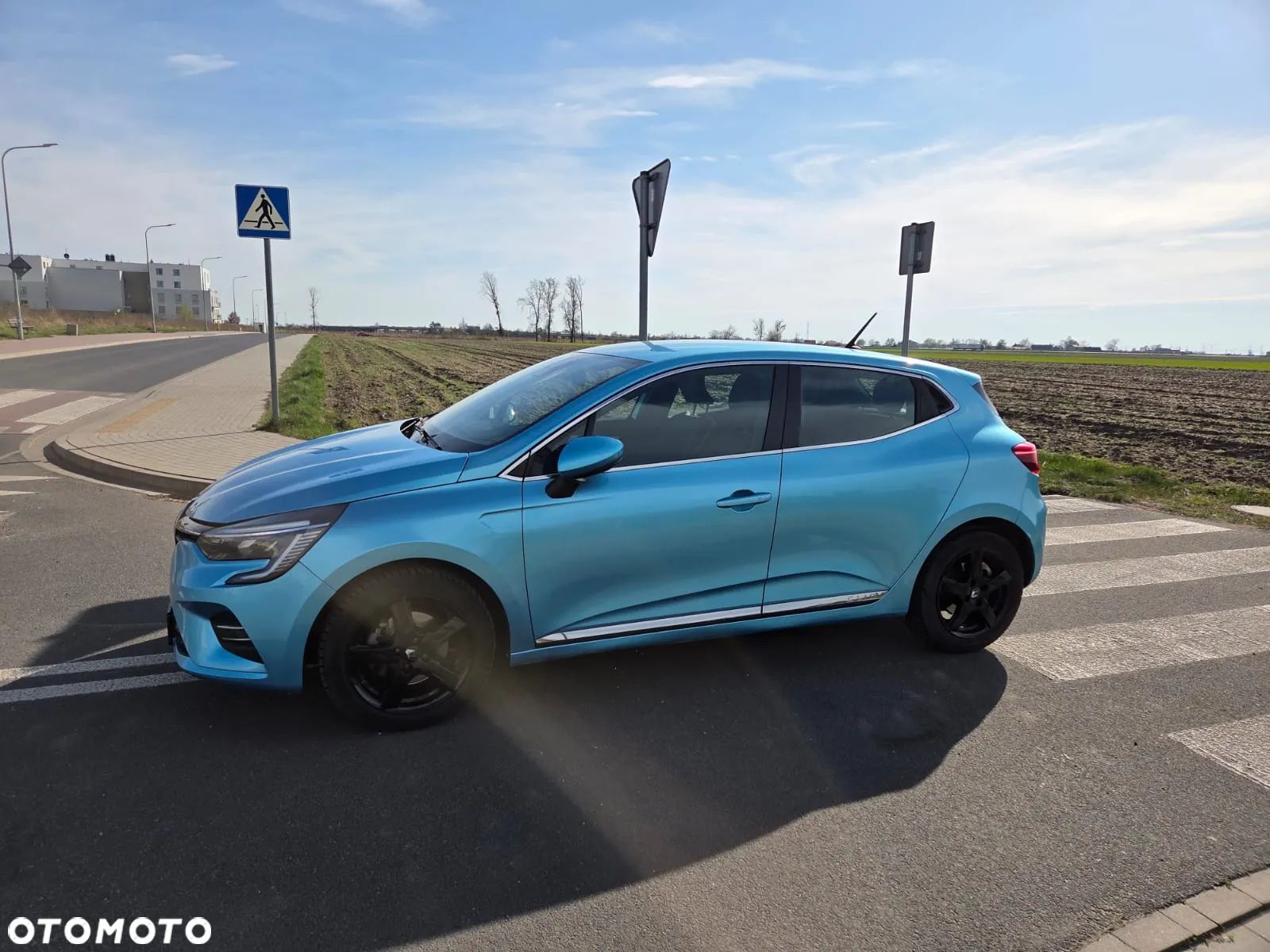 Renault Clio - 1