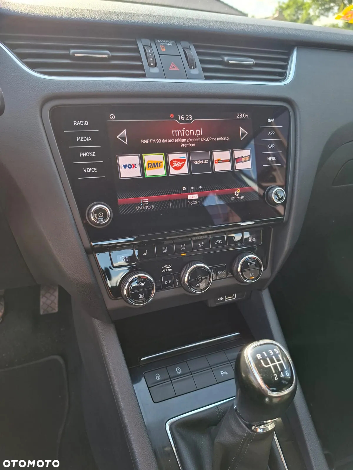 Skoda Octavia 1.5 TSI ACT Style - 10
