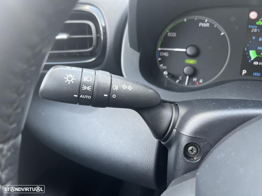 Toyota Yaris 1.5 HDF Comfort Plus - 24