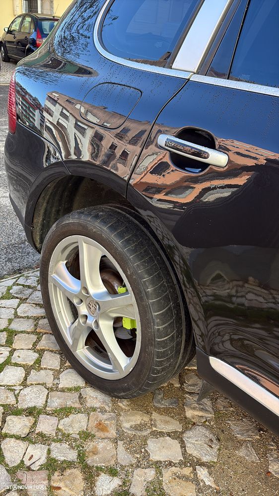 Porsche Cayenne - 16