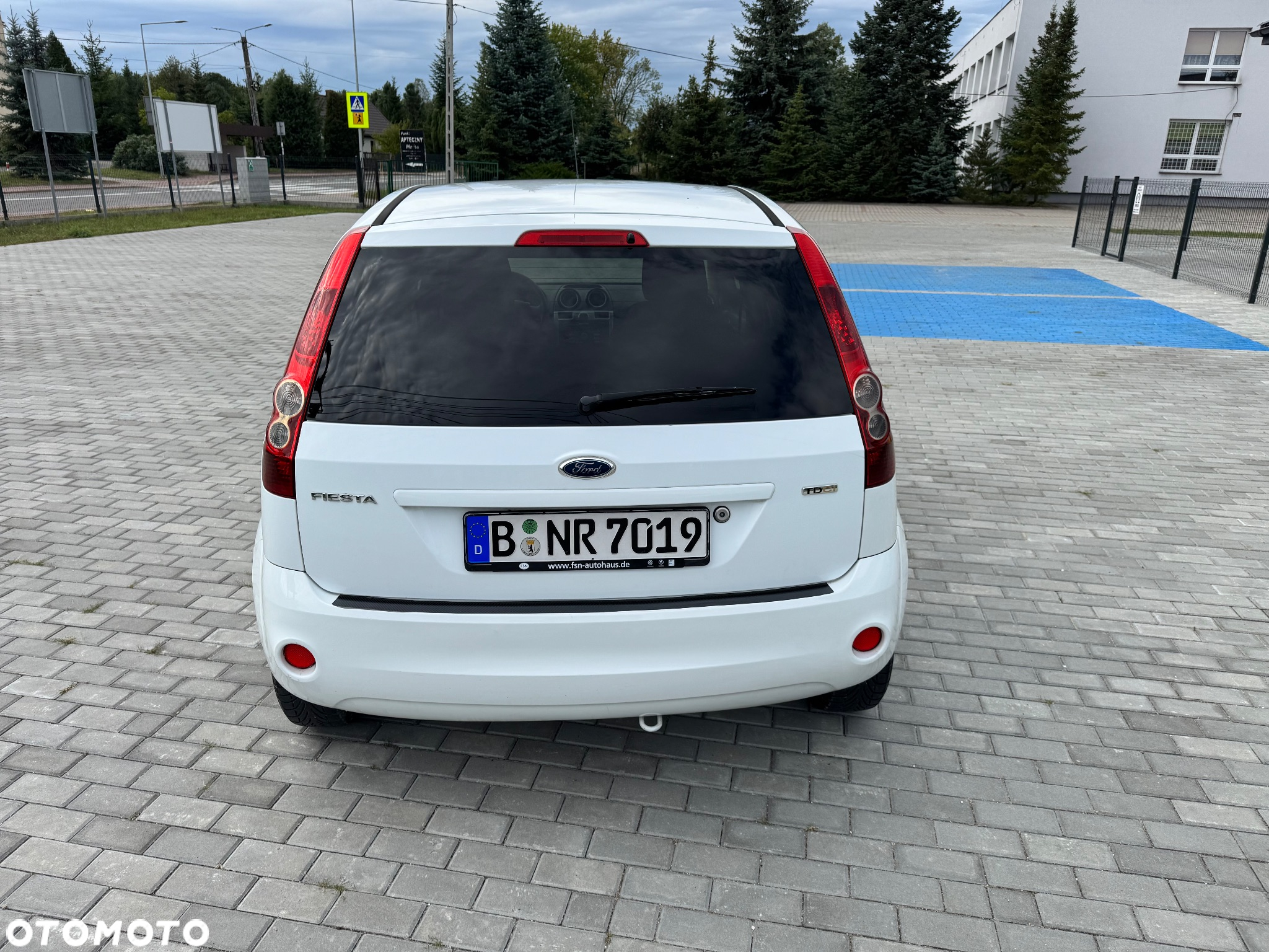 Ford Fiesta 1.4 TDCI - 8
