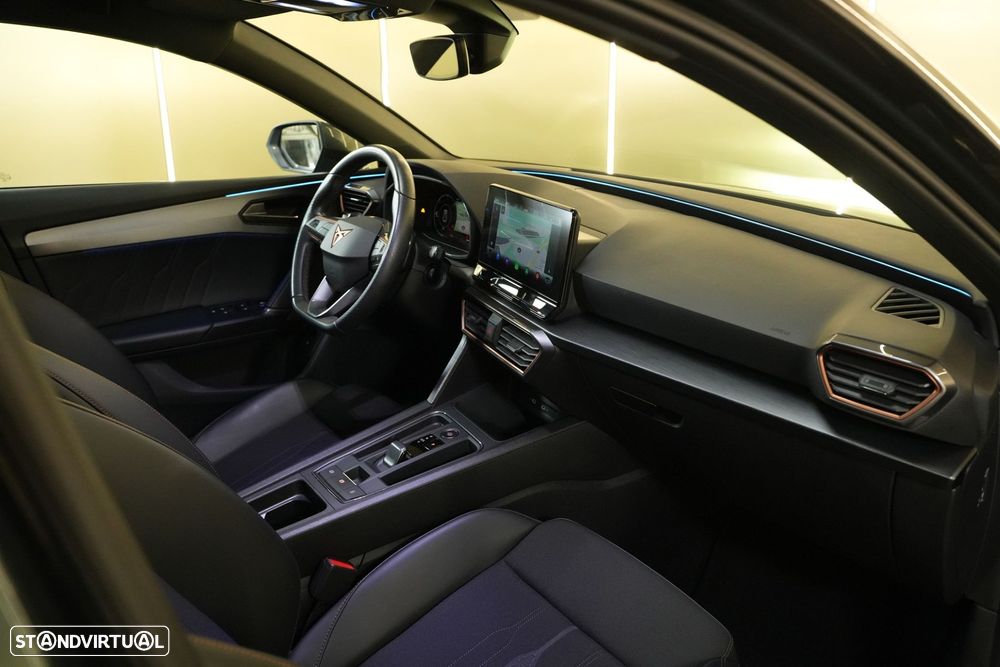 Cupra Leon 1.4 e-Hybrid MID DSG - 41