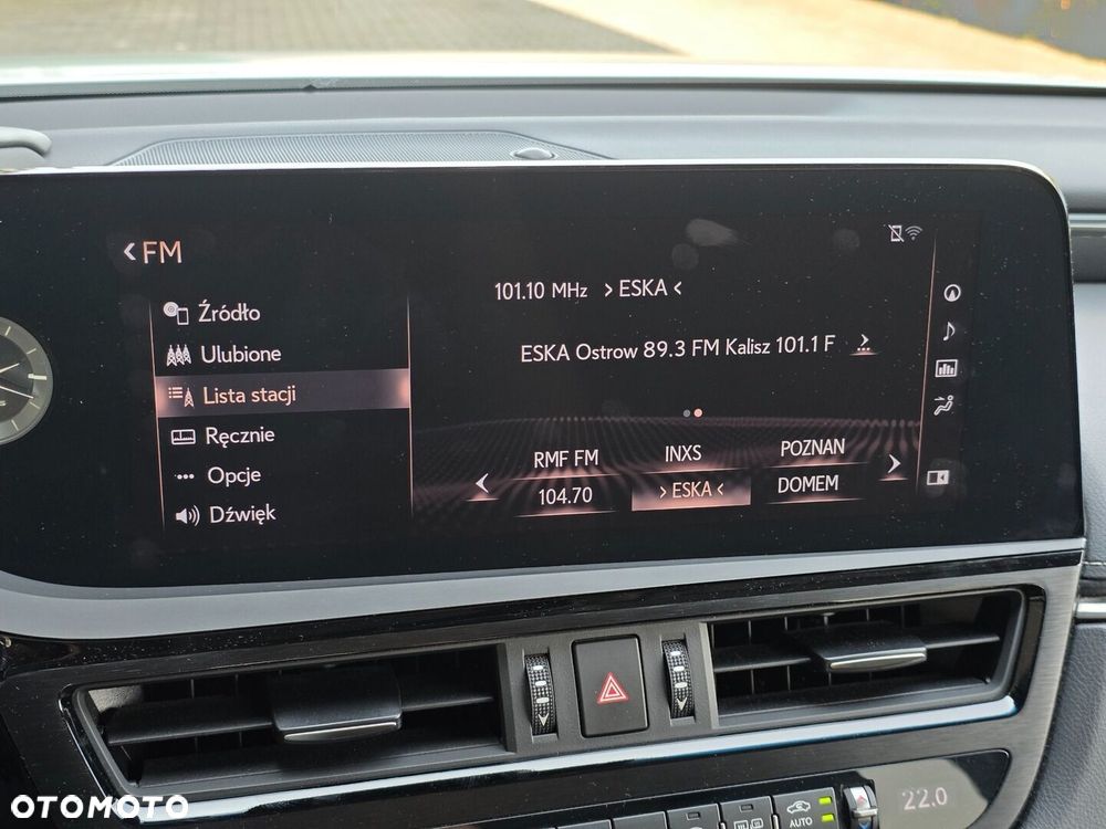 Lexus ES 300h Business Edition - 13