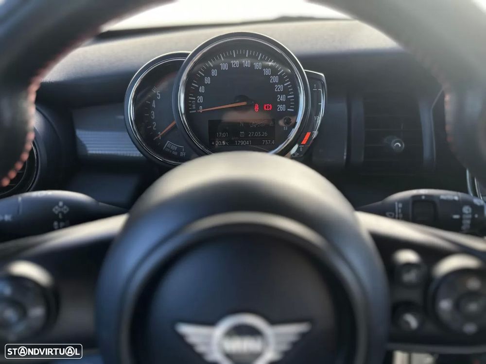 MINI 5 Portas Cooper D - 24